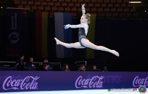 isr ph simone ferraro sfa08082 copia